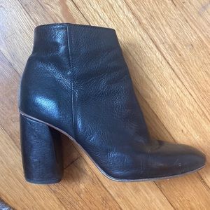 Everlane heeled leather bootie